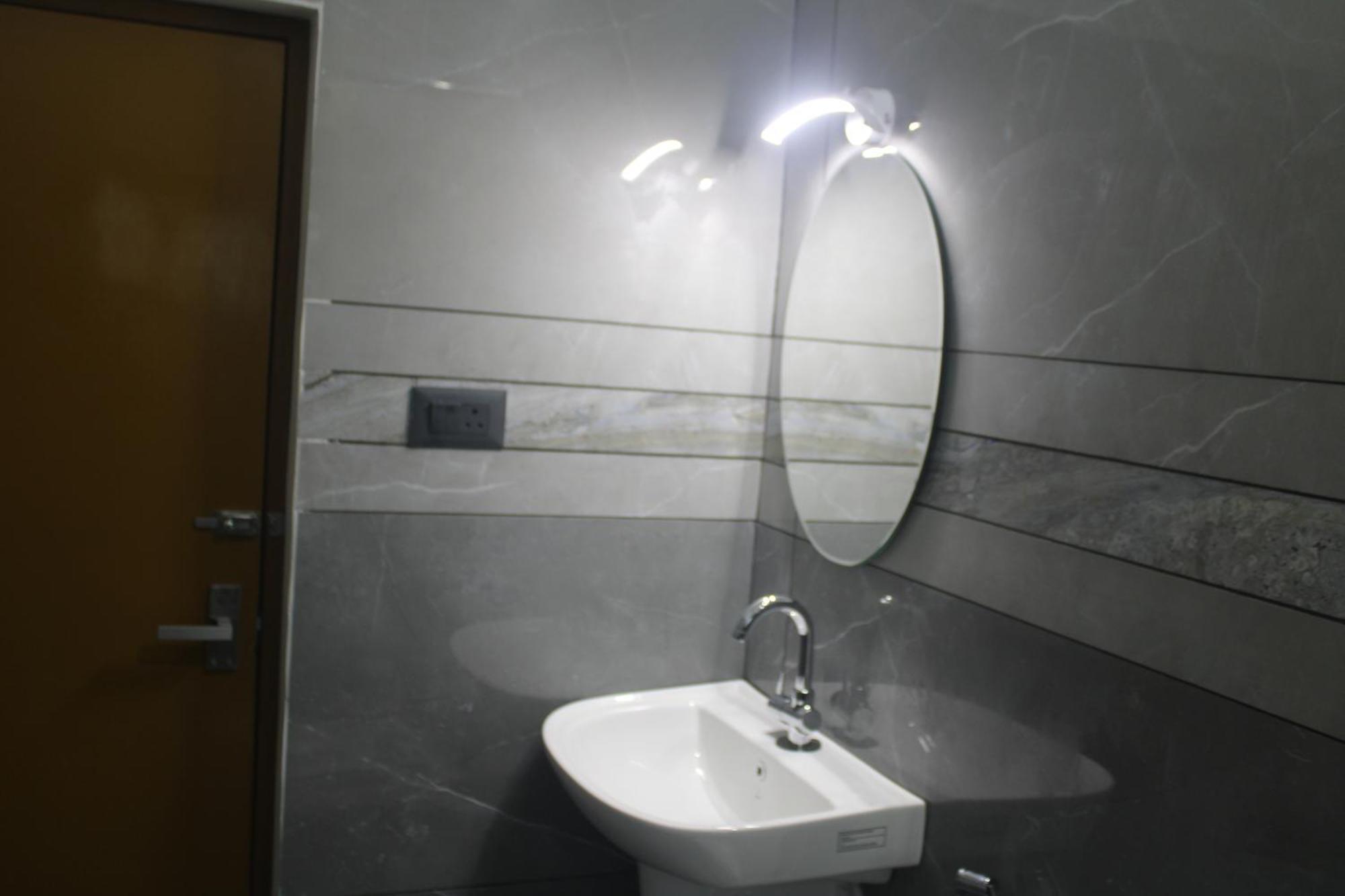 Apartament Grand Periyar Thekkady Zewnętrze zdjęcie